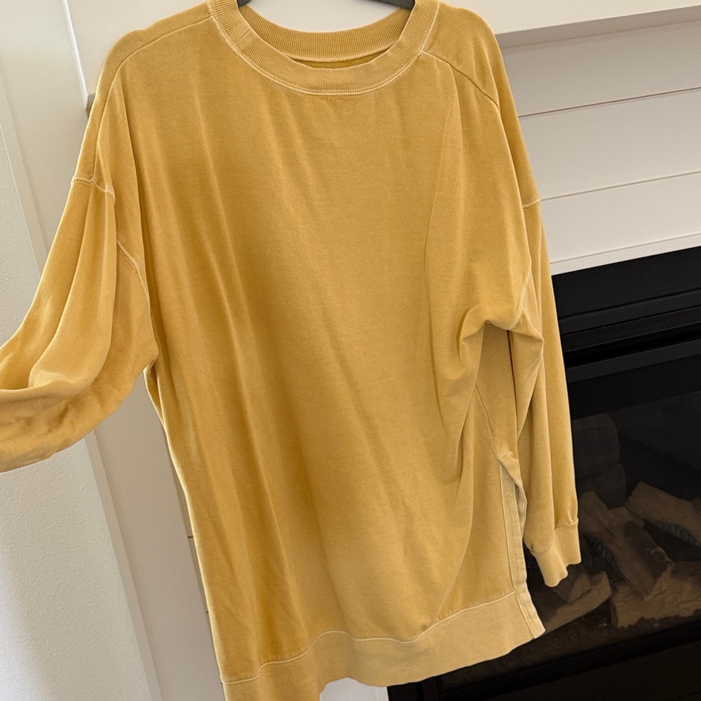 Old Navy Mustard Yellow Oversized Crewneck Sweatshirt
